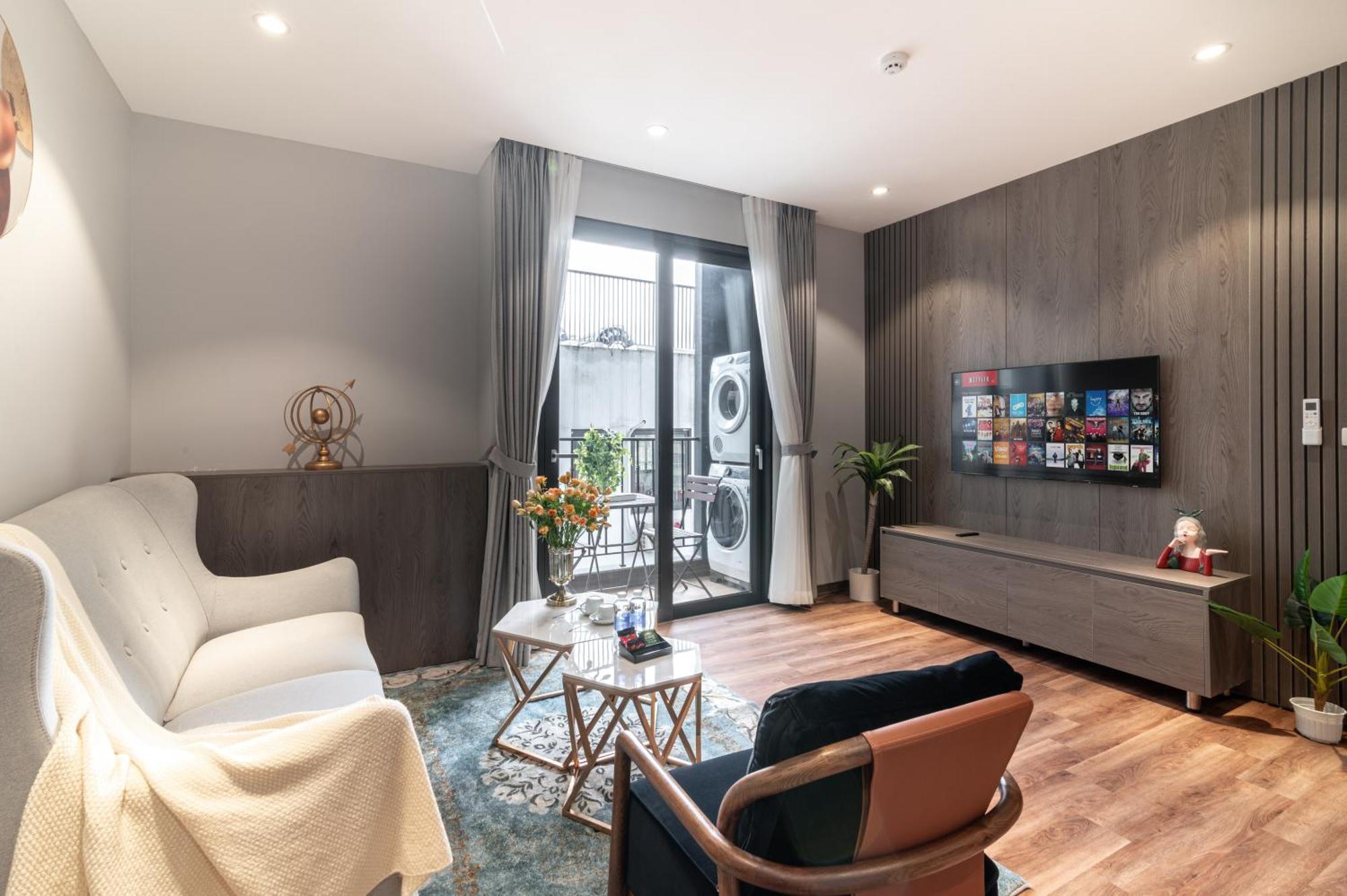 Luxe Paradise Suites Hotel To Ngoc Van Hanoi Zewnętrze zdjęcie