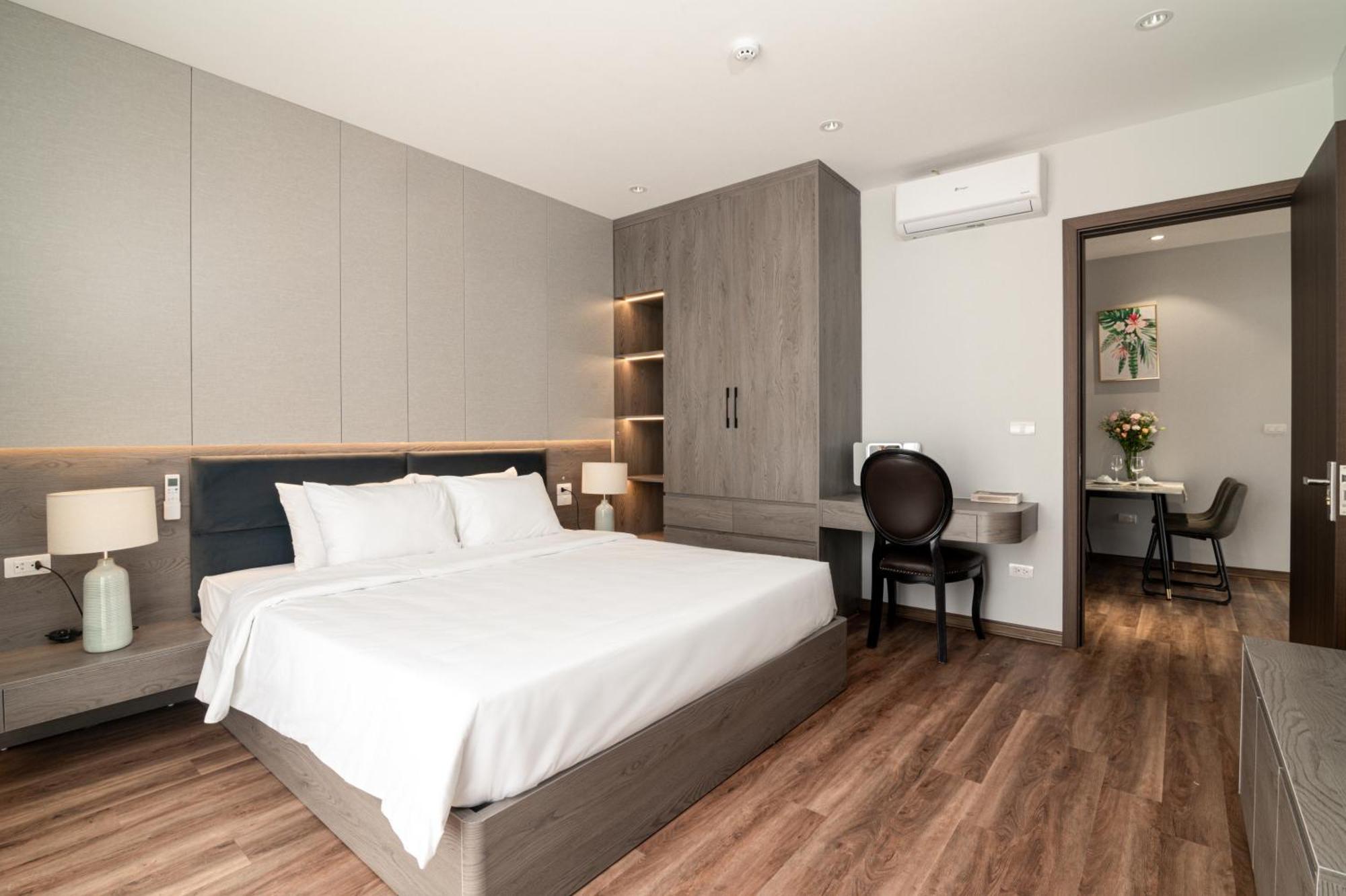 Luxe Paradise Suites Hotel To Ngoc Van Hanoi Zewnętrze zdjęcie