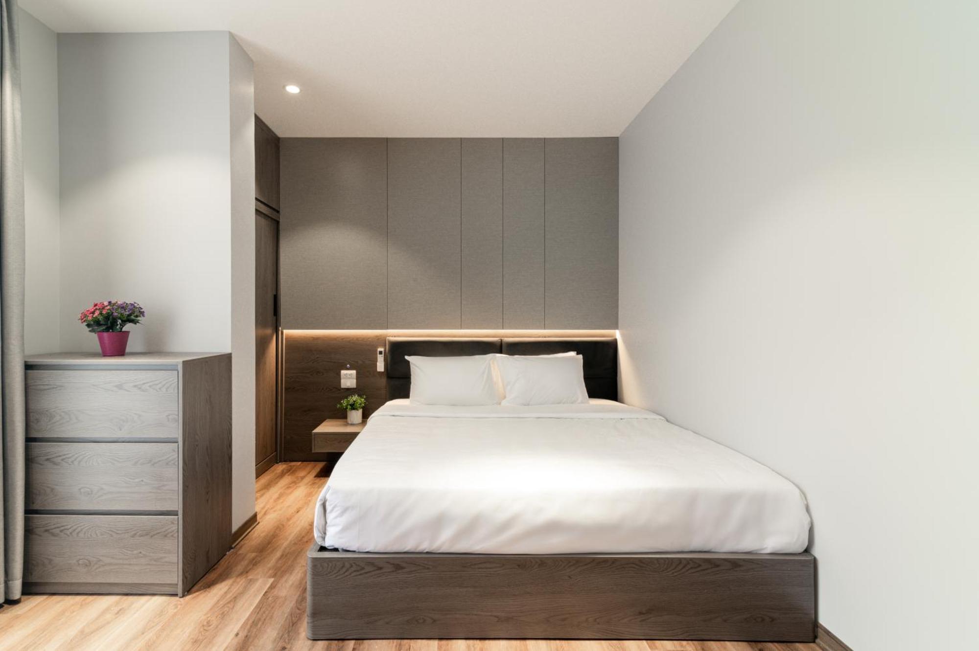 Luxe Paradise Suites Hotel To Ngoc Van Hanoi Zewnętrze zdjęcie